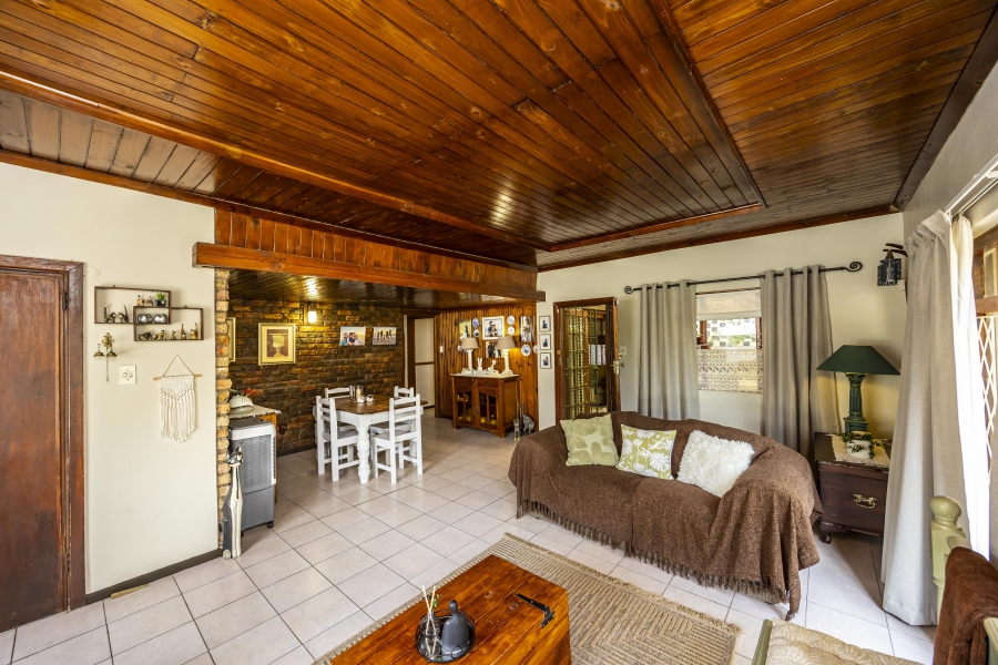 3 Bedroom Property for Sale in Summerpride Eastern Cape